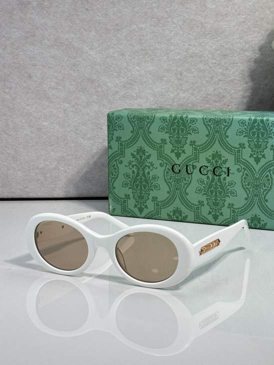 Picture of Gucci Sunglasses _SKUfw80915245fw